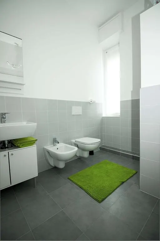 Green Bed Bergamo Guest House & Residence 0*,